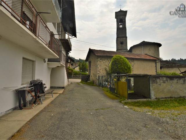 Villa Indipendente in vendita a Valchiusa, Piemonte