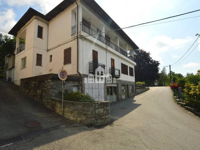 Villa Indipendente in vendita a Valchiusa, Piemonte
