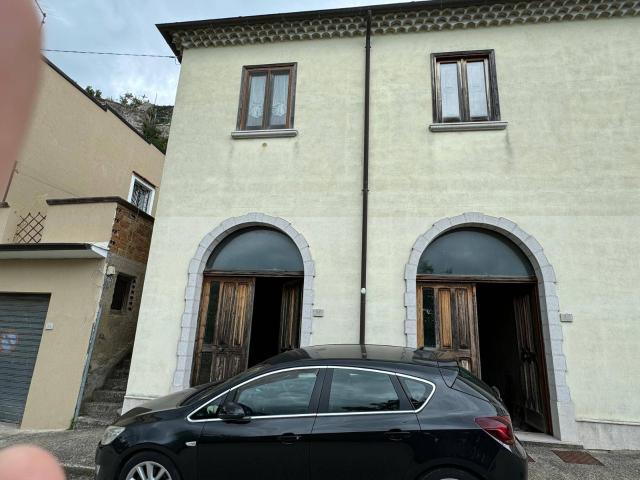 Villa Indipendente in vendita a Zungoli, Campania