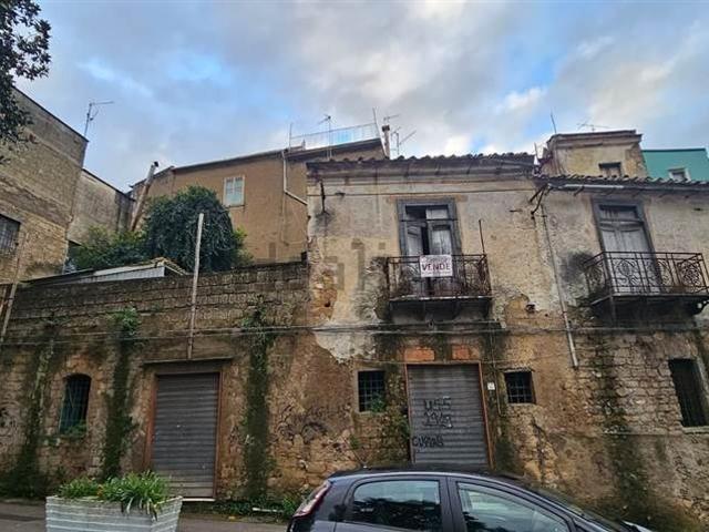 Villa Indipendente in vendita a Ospizio, Mercato San Severino
