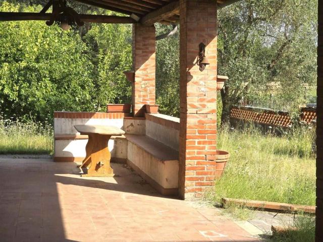Villa Indipendente in vendita a Biagioni, Altopascio