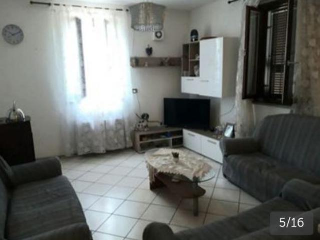 Villa Indipendente in vendita a Castel San Giovanni, Reggio Emilia