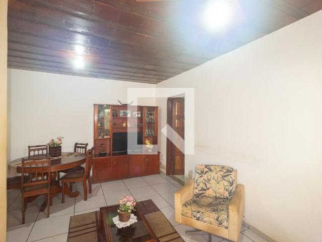 Casa aluguel em Região Geográfica Imediata do Rio de Janeiro, Região Metropolitana do Rio de Janeiro