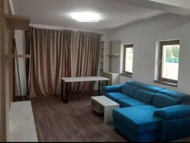 Casă vânzări