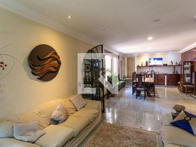 Casa aluguel em Região Geográfica Imediata de Belo Horizonte, Região Metropolitana de Belo Horizonte