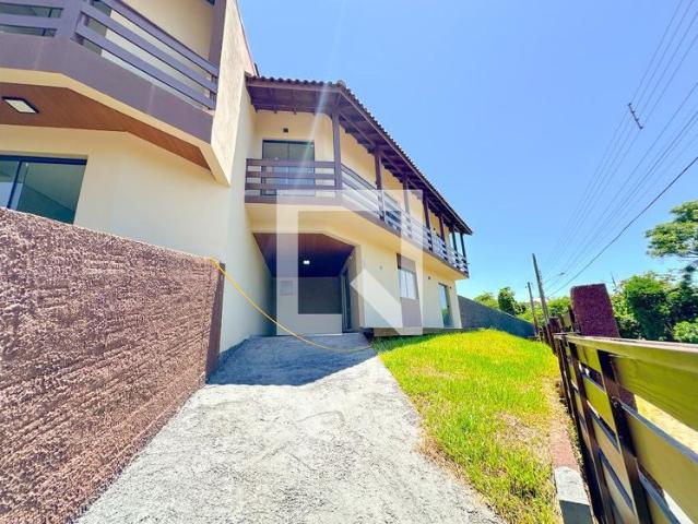 Casa aluguel em Região Geográfica Imediata de Florianópolis, São José