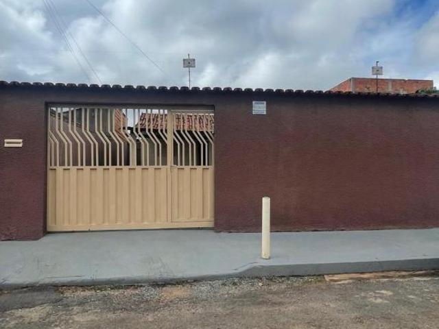 Casa venda em Região Geográfica Imediata de Águas Lindas de Goiás, Região Integrada de Desenvolvimento do Distrito Federal e Entorno