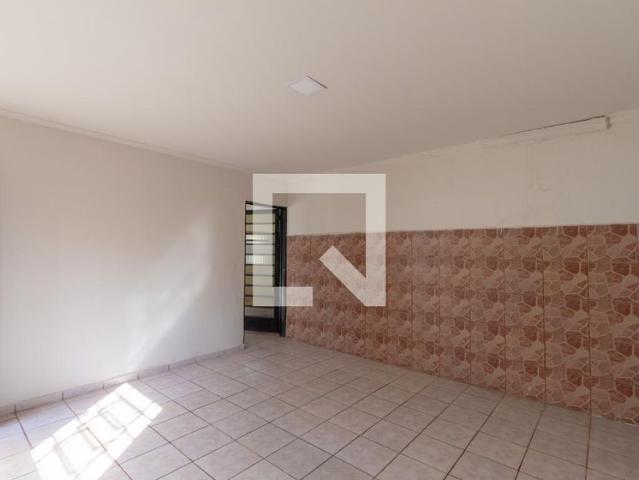 Casa aluguel em Região Geográfica Imediata de Goiânia, Goiânia