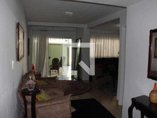 Casa aluguel em Região Geográfica Imediata de Goiânia, Goiânia