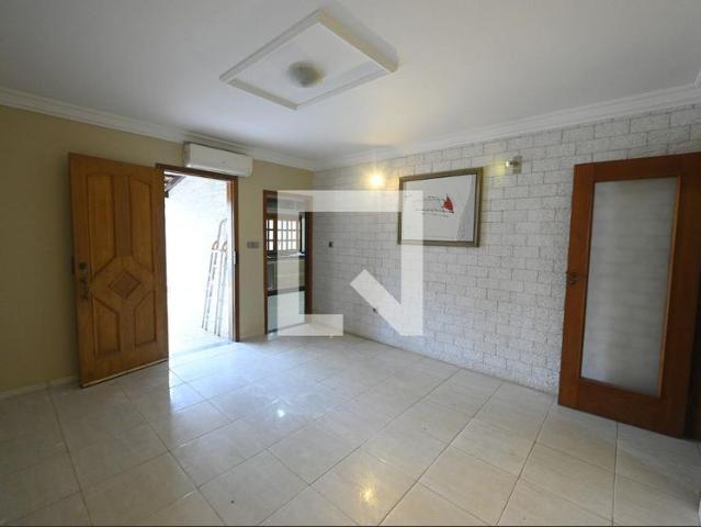 Casa aluguel em Região Geográfica Imediata de Goiânia, Goiânia