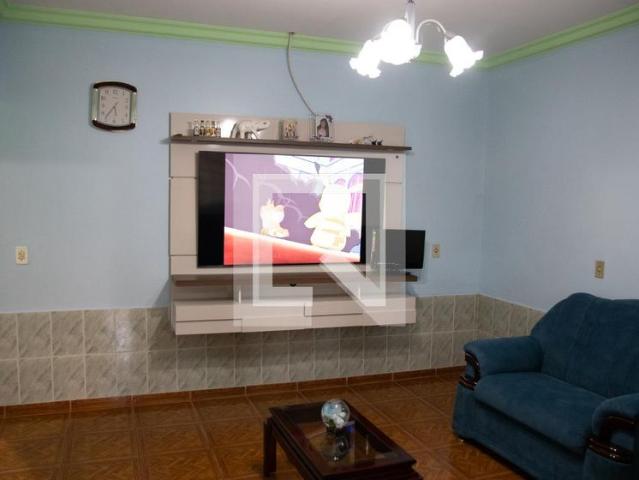 Casa aluguel em Jardim Goiás, Goiânia