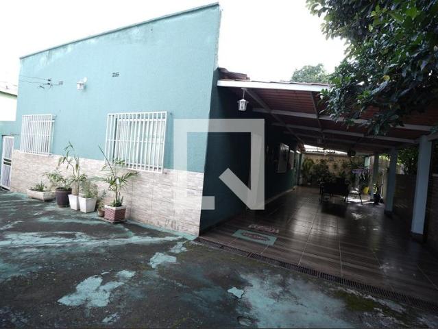 Casa aluguel em Região Geográfica Imediata de Goiânia, Goiânia