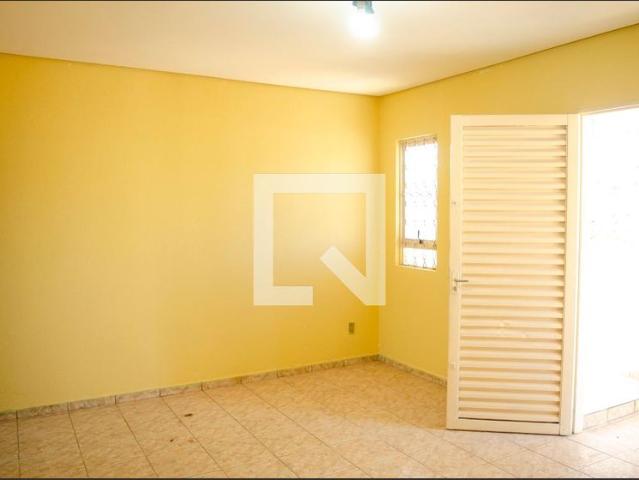 Casa aluguel em Região Geográfica Imediata de Goiânia, Goiânia