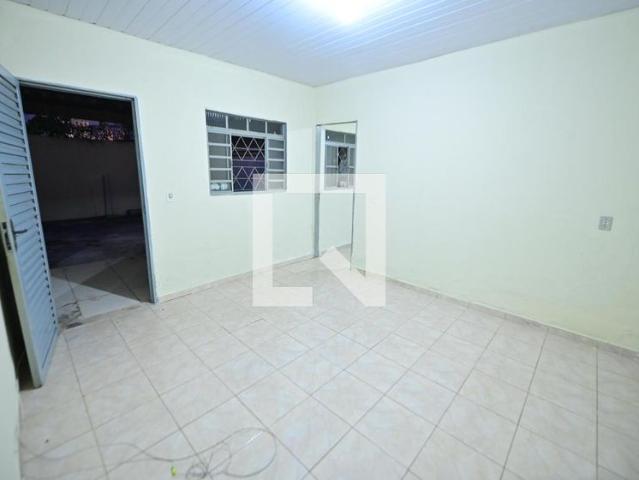 Casa aluguel em Região Geográfica Imediata de Goiânia, Goiânia