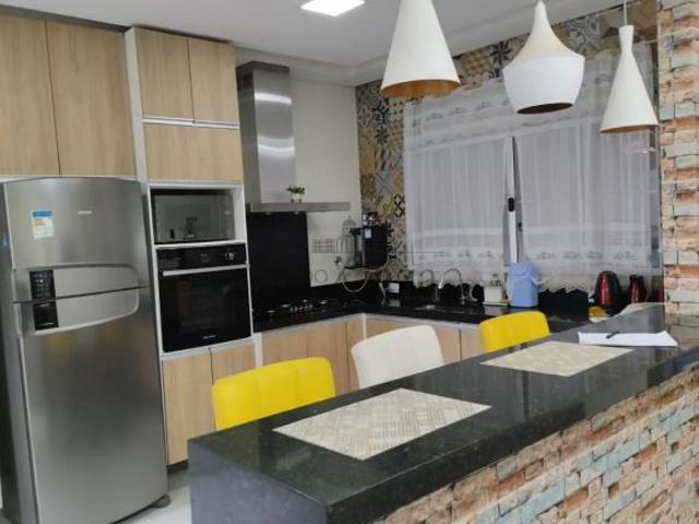 Casa venda em Região Imediata de São José dos Campos, Região Metropolitana do Vale do Paraíba e Litoral Norte