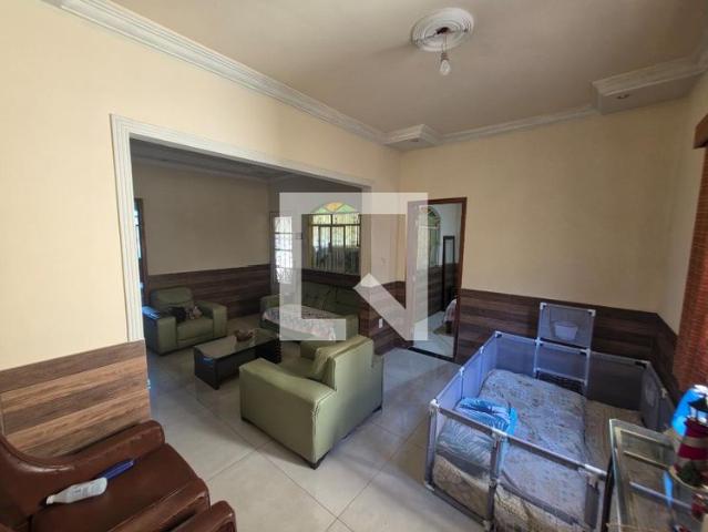 Casa aluguel em Região Geográfica Imediata de Belo Horizonte, Região Metropolitana de Belo Horizonte