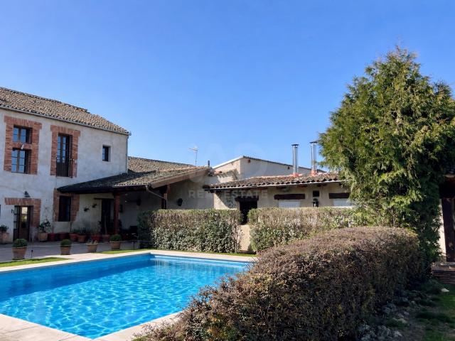 Casa en venta en Sexmo de Posaderas, Muñoveros