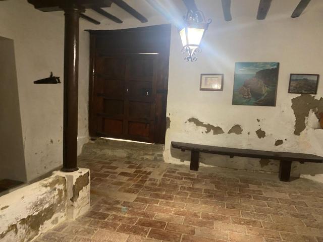 Casa en venta en Allueva, Aragón