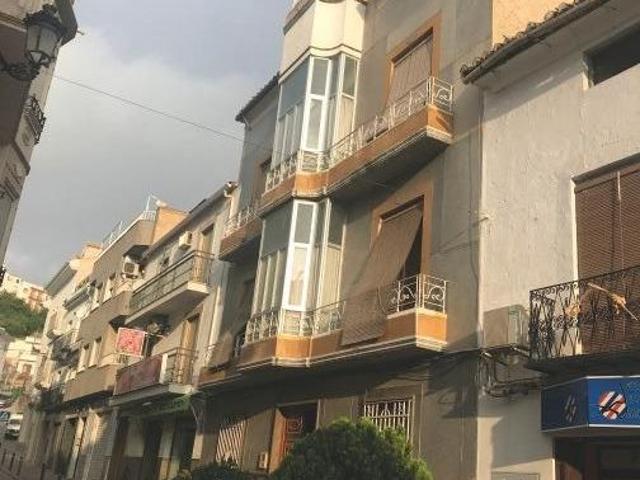 Casa en venta en Huelma