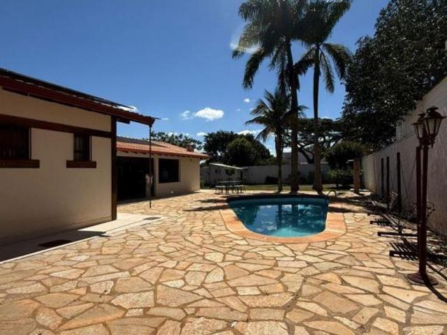 Casa venda em Região Geográfica Imediata do Distrito Federal, Região Integrada de Desenvolvimento do Distrito Federal e Entorno