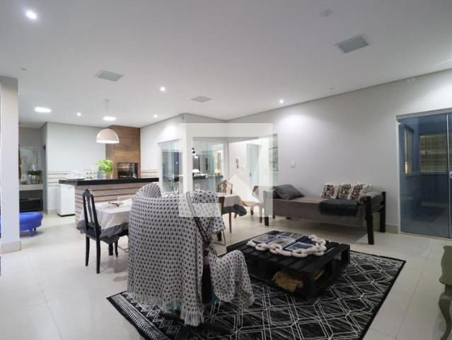 Casa aluguel em Região Geográfica Imediata de Uberlândia, Oliveira Fortes