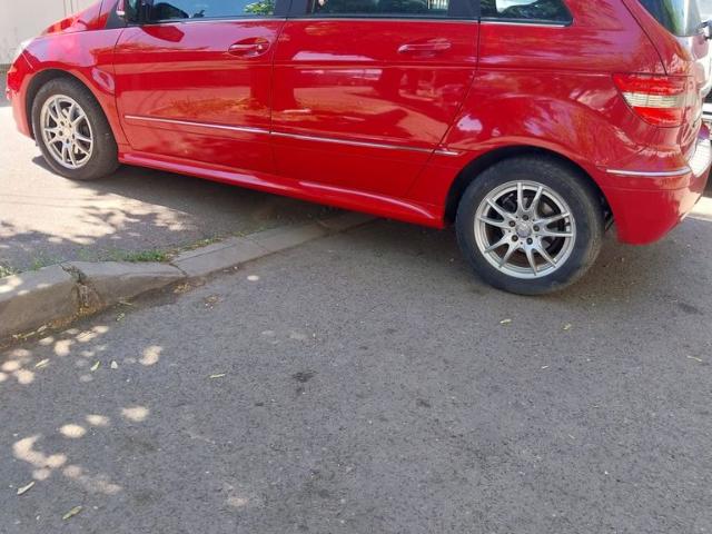 Casă vânzări