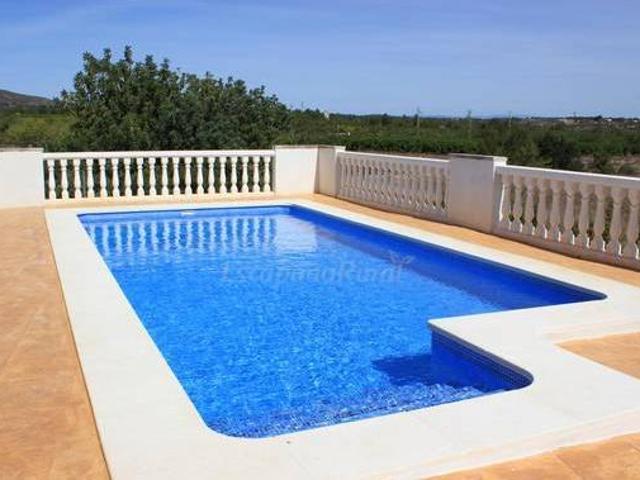 Casa en alquiler en La Hoya de Buñol, Valencia