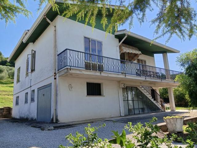 Villa Indipendente in vendita a Lozzo Atestino, Padova