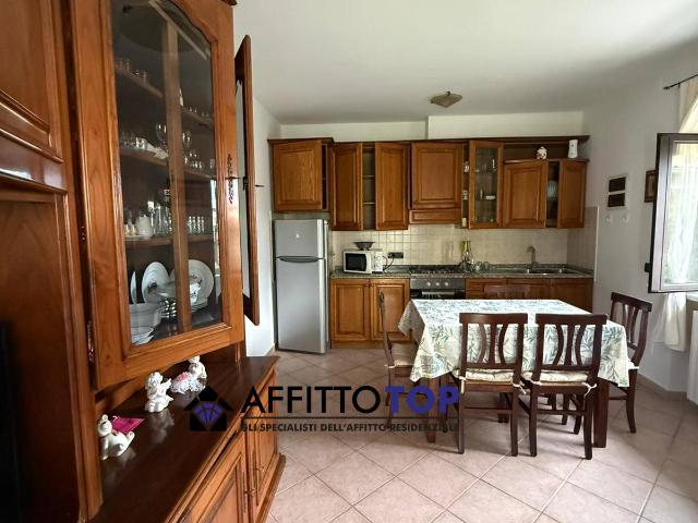 Villa Indipendente in affitto a Marina di Massa, Marina Di Massa