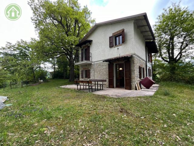 Villa Indipendente in affitto a Unione dei comuni del Frignano, Pavullo Nel Frignano