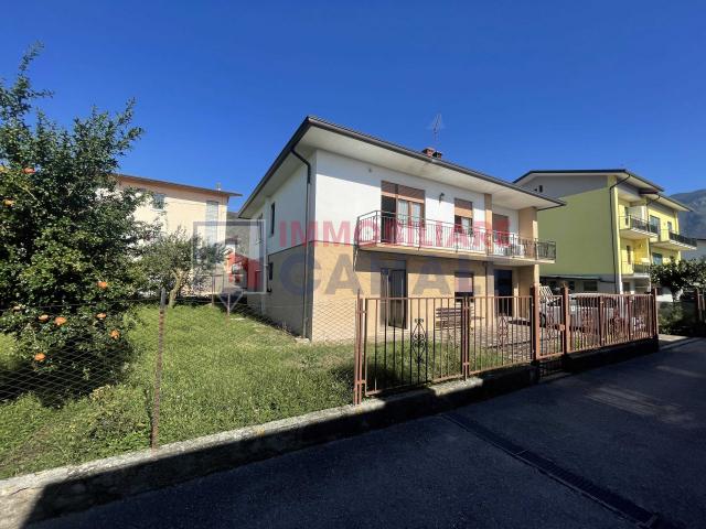 Villa Indipendente in affitto a Piovene Rocchette, Vicenza