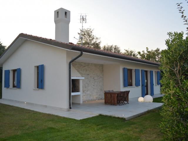 Villa Indipendente in affitto a Rosolina, Veneto