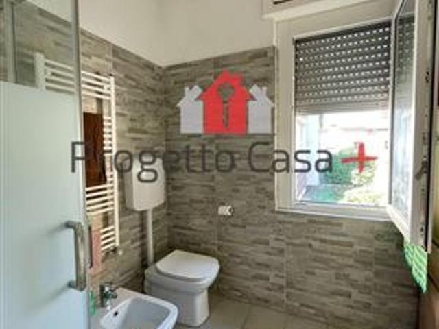 Villa Indipendente in vendita a Azalee, Gallarate
