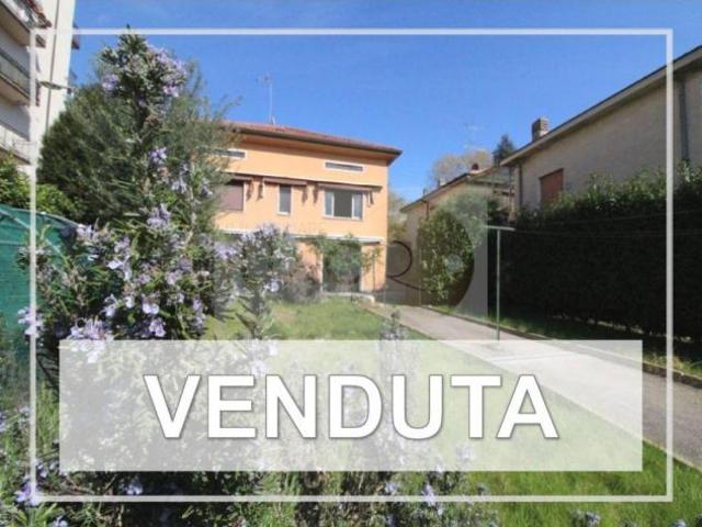 Villa Indipendente in vendita a Sirtori, Lombardia