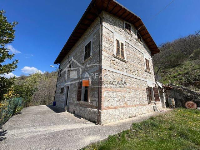 Villa Indipendente in vendita a Marche, Ascoli Piceno
