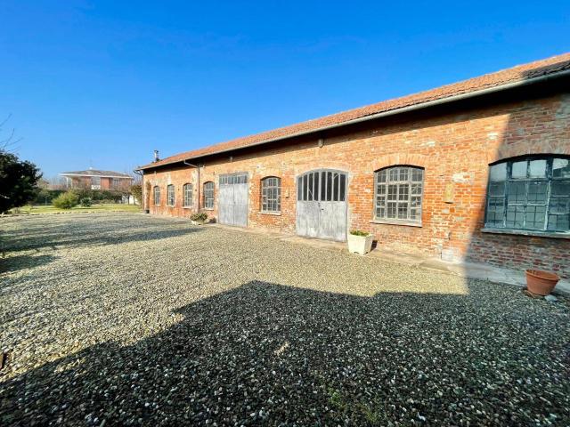 Villa Indipendente in vendita a Piemonte, Alessandria