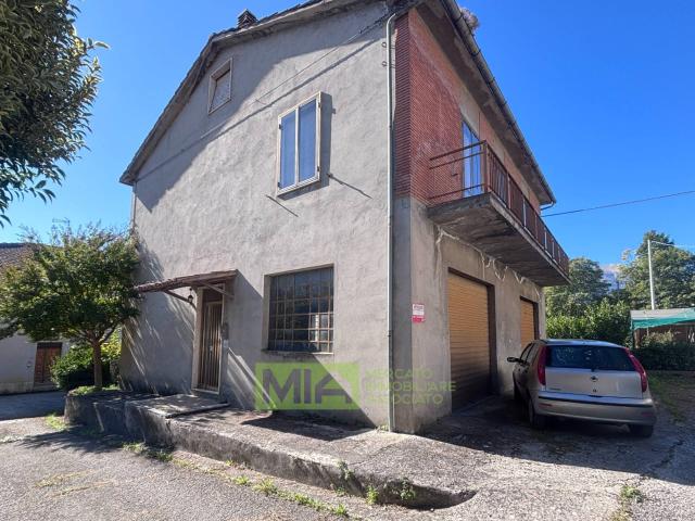 Villa Indipendente in vendita a Piandicontro I, Marche