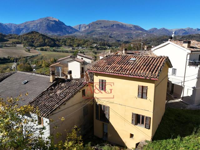 Villa Indipendente in vendita a Marche, Fermo