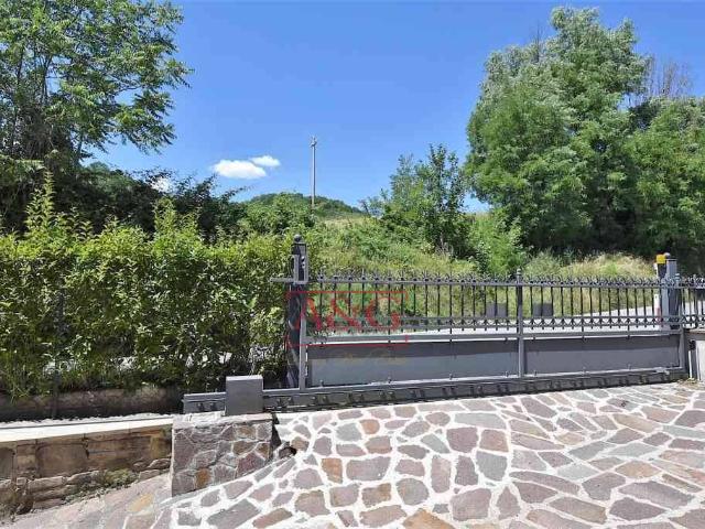 Villa Indipendente in vendita a Marche, Fermo