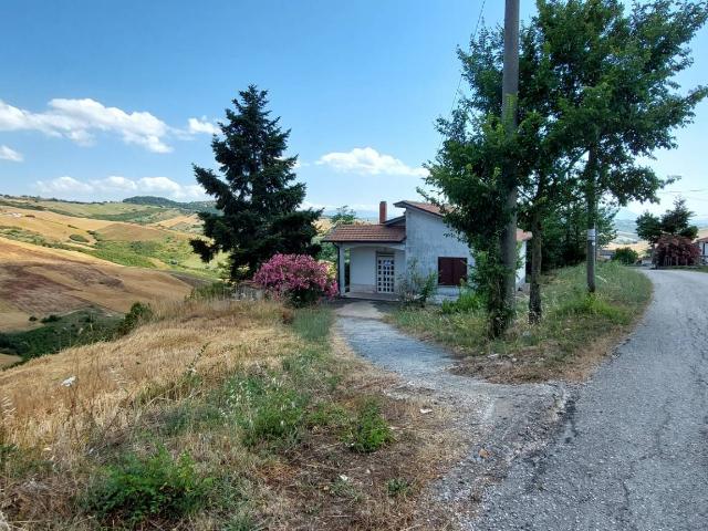Villa Indipendente in vendita a Ariano Irpino, Campania