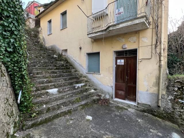 Villa Indipendente in vendita a Ariano Irpino, Campania