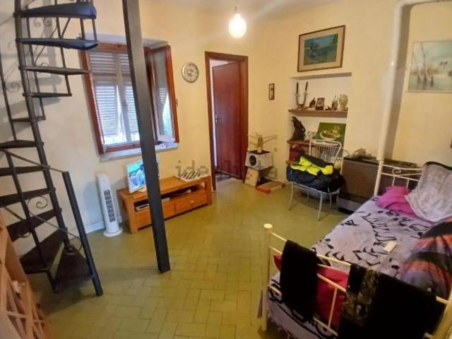 Villa Indipendente in vendita a Carrara, Toscana
