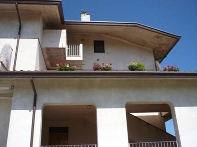 Villa Indipendente in vendita a Bellante, Abruzzo