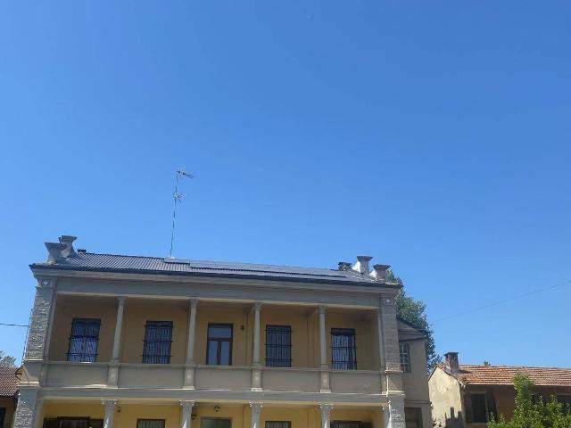 Villa Indipendente in vendita a Breme, Lombardia