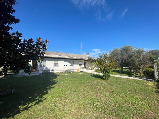 Villa Indipendente in vendita a Dardago / Dardâc, Budoia / Budoie