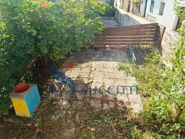 Villa Indipendente in vendita a Campli, Abruzzo