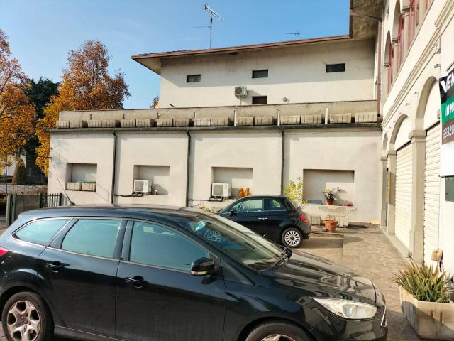 Villa Indipendente in vendita a Pirlotti, Capriolo
