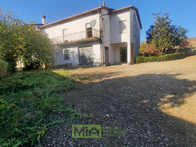 Villa Indipendente in vendita a Marche, Ascoli Piceno