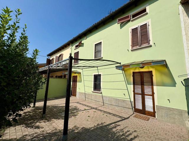 Villa Indipendente in vendita a Piemonte, Alessandria