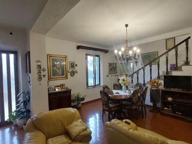 Villa Indipendente in vendita a Buti, Pisa